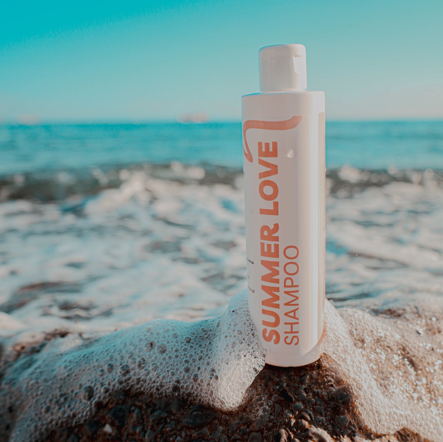 Summer Love Shampoo - Shampoo idratante con acido ialuronico e Vitamina E
